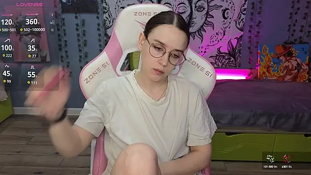 Snapshot of Sweet_frosti chatting on 10.07.25 Sweet frosti online show from 10.07.25