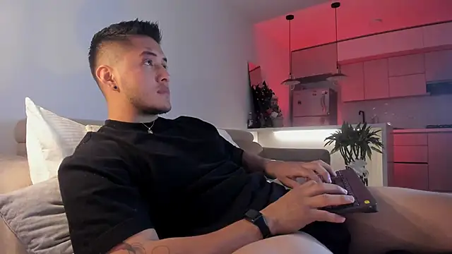 Chriskyle  online show from 01.25.25