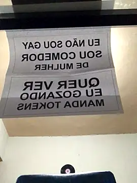 Snapshot of eleno1542 chatting on 10.29.25 eleno1542 online show from 10.29.25