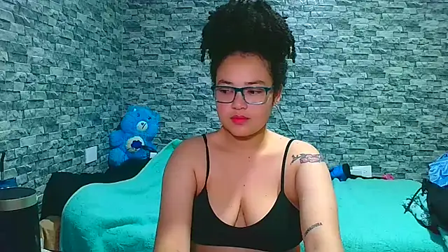 vanellope12 online show from 03.25.26