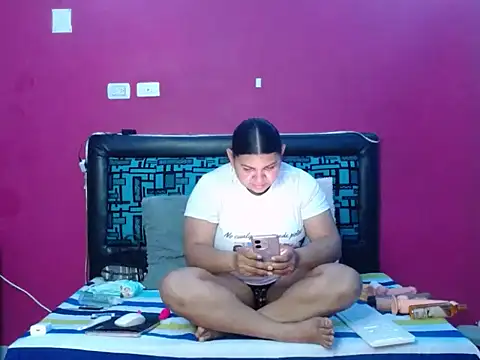 karolhot916 online show from 10.23.25