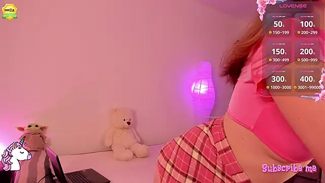 EvaUniporn online show from 09.08.25