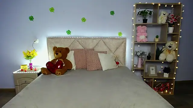 StacyYellig online show from 03.17.25