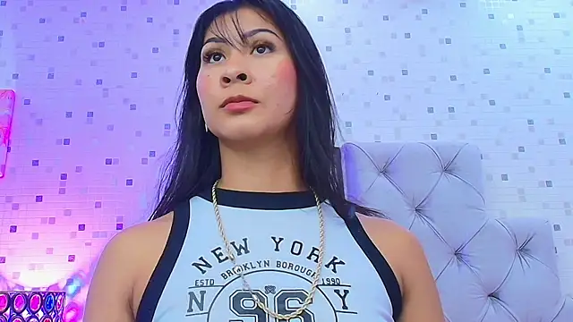 JulietaReyess online show from 11.30.25