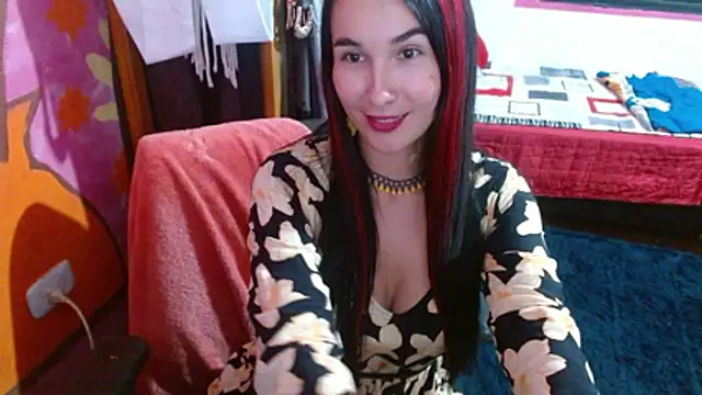 Snapshot of nicolgomez2 chatting on 12.16.25 nicolgomez2 online show from 12.16.25
