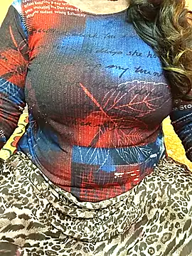 CUTE SOPHIA- online show from 11.15.25