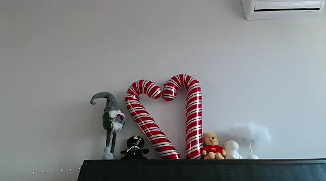  mika in passion online show from 02.18.25