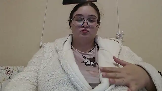  mika in passion online show from 09.28.25