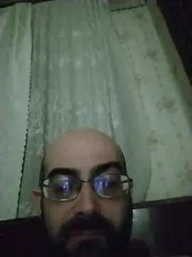 Snapshot of ArsenSavas chatting on 04.24.26 ArsenSavas online show from 04.24.26