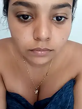 Snapshot of stefanie010 chatting on 10.15.25 stefanie010 online show from 10.15.25