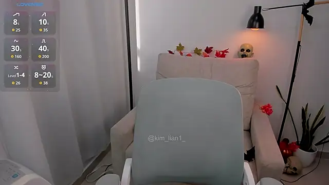 kim lian21 online show from 10.31.25