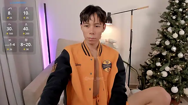 Snapshot of kim_lian21 chatting on 12.22.25 kim lian21 online show from 12.22.25