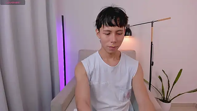 Snapshot of kim_lian21 chatting on 01.17.26 kim lian21 online show from 01.17.26