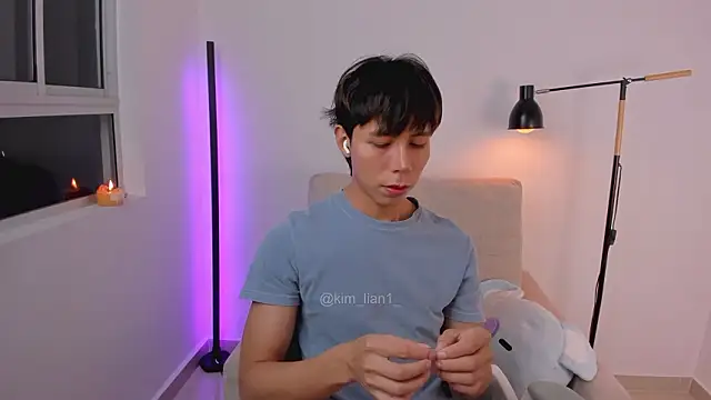 Snapshot of kim_lian21 chatting on 02.22.26 kim lian21 online show from 02.22.26