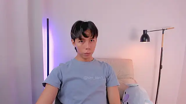 Snapshot of kim_lian21 chatting on 02.25.26 kim lian21 online show from 02.25.26