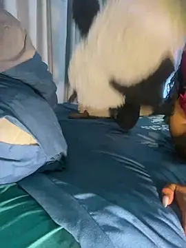 YellowHoneyDip online show from 01.28.25