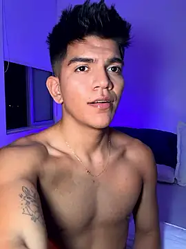 santiago 01 online show from 12.07.24