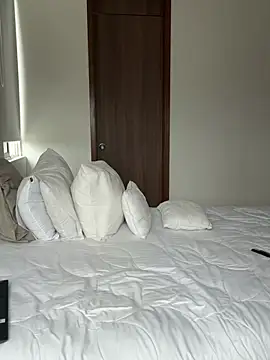 santiago 01 online show from 01.03.25