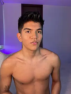 santiago 01 online show from 01.07.25