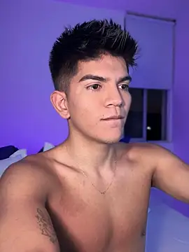 santiago 01 online show from 01.17.25