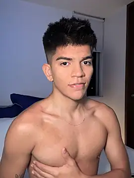 santiago 01 online show from 01.24.25