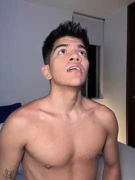 santiago 01 online show from 01.28.25