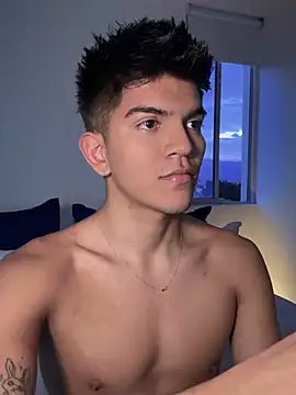 santiago 01 online show from 01.28.25