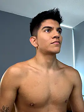 santiago 01 online show from 10.25.25