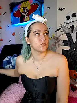 NaomiShimizu online show from 10.25.25