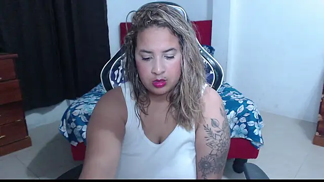 KathyHardcore69 online show from 11.30.25