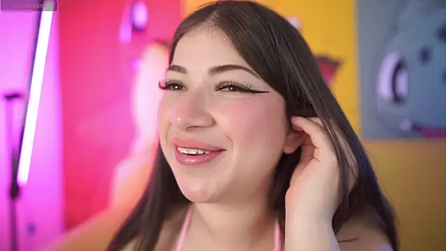 Snapshot of miss__pamela chatting on 04.16.26 miss pamela online show from 04.16.26