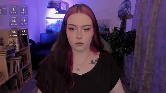 CoralineKeyns online show from 07.28.26