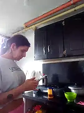 Cameron puppy online show from 11.13.25