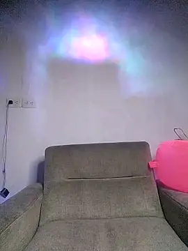 Cameron puppy online show from 12.16.25