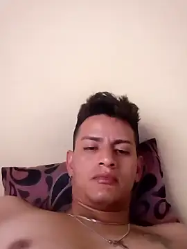 Snapshot of dantero chatting on 01.28.25 dantero online show from 01.28.25