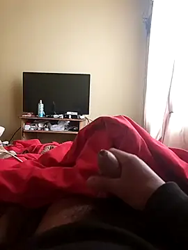 Snapshot of dantero chatting on 10.13.25 dantero online show from 10.13.25