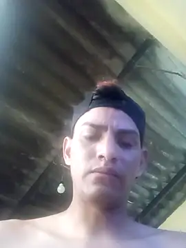 Snapshot of dantero chatting on 12.04.25 dantero online show from 12.04.25