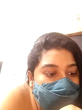 Snapshot of indianlisa5 chatting on 02.14.25 indianlisa5 online show from 02.14.25