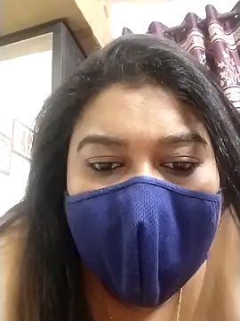 Snapshot of indianlisa5 chatting on 10.19.25 indianlisa5 online show from 10.19.25