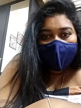 Snapshot of indianlisa5 chatting on 11.27.25 indianlisa5 online show from 11.27.25