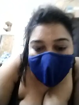 indianlisa5 online show from 04.17.26