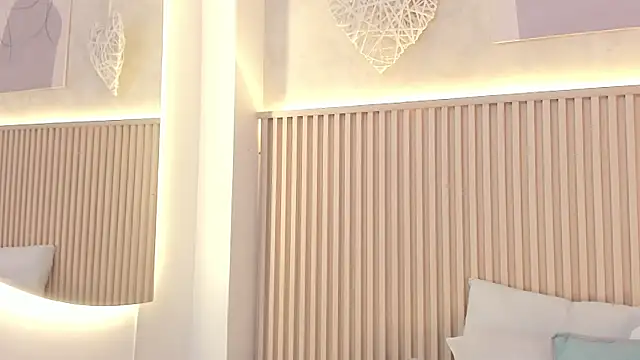 daiana curly online show from 03.17.26