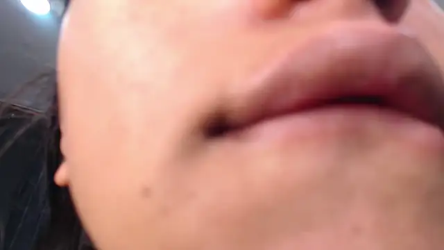 Snapshot of fairylatin222 chatting on 12.19.25 fairylatin222 online show from 12.19.25