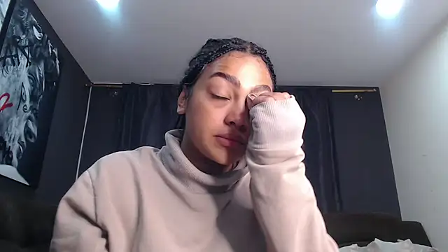 Snapshot of fairylatin222 chatting on 01.06.26 fairylatin222 online show from 01.06.26