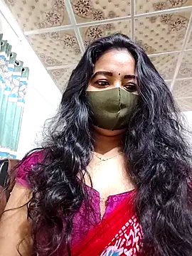 Snapshot of Dil-Ka-Radhika chatting on 11.21.25 Dil-Ka-Radhika online show from 11.21.25