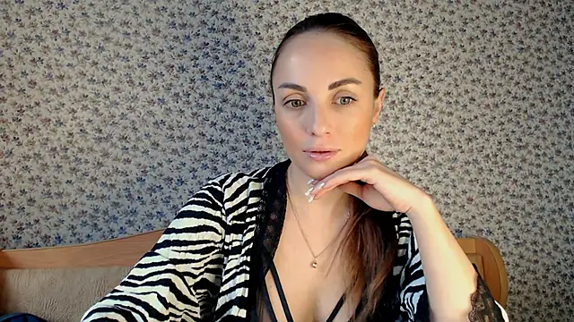 Tinadream20 online show from 01.24.25