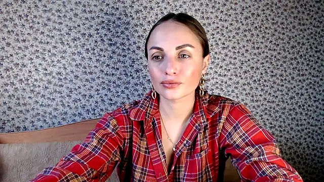 Tinadream20 online show from 09.18.25