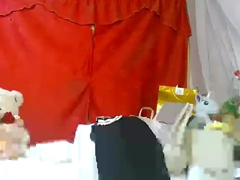 Snapshot of hottieperla chatting on 12.21.25 hottieperla online show from 12.21.25