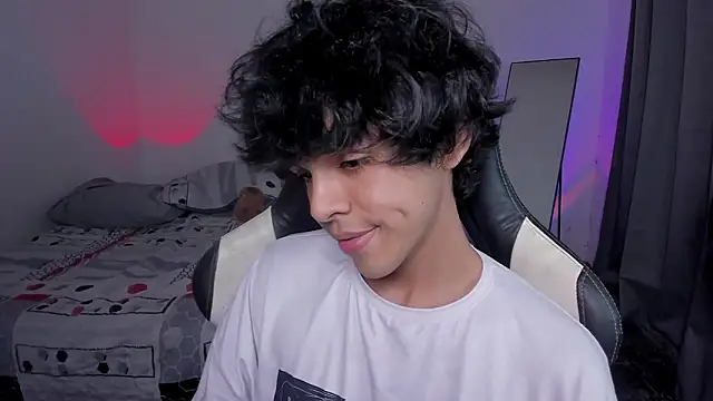 Snapshot of Alan26_ chatting on 02.02.26 Alan26 online show from 02.02.26