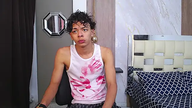 Snapshot of Harry_jhonsson chatting on 11.04.25 Harry jhonsson online show from 11.04.25